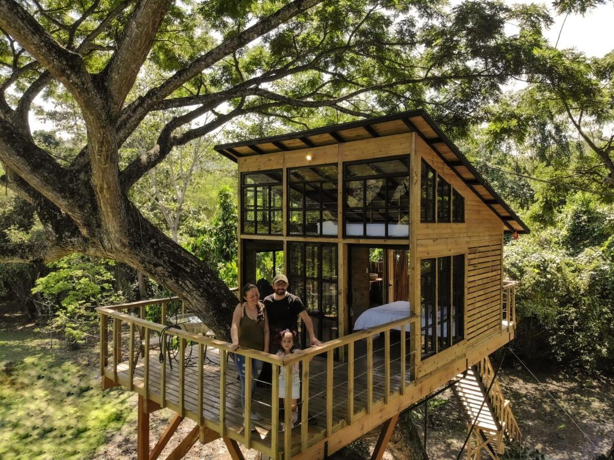 Casa En El Arbol Villa Utica Eksteriør billede